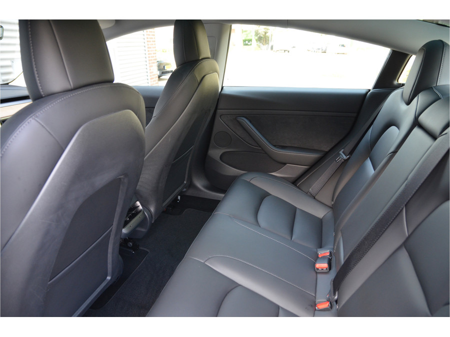 Tesla Model 3 Standard RWD Plus 60 kWh