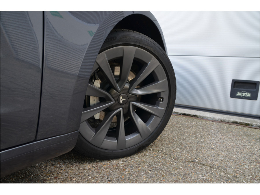 Tesla Model 3 Standard RWD Plus 60 kWh