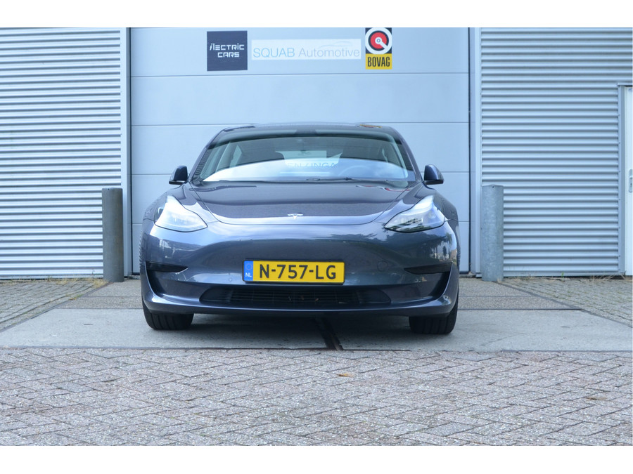 Tesla Model 3 Standard RWD Plus 60 kWh