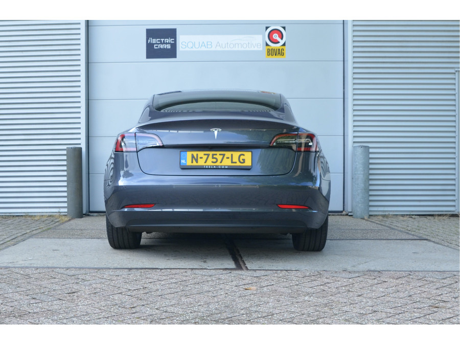Tesla Model 3 Standard RWD Plus 60 kWh