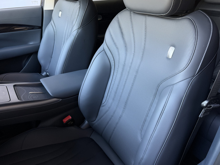 Geely E5 Pro+ 68 kWh | LONG RANGE 475 Km wltp | 8 Jaar Garantie | Verwarmde & Gekoelde Stoelen | 360° View | 