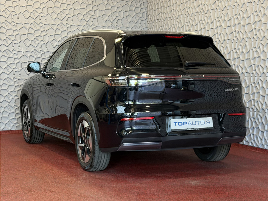Geely E5 Pro+ 68 kWh | LONG RANGE 475 Km wltp | 8 Jaar Garantie | Verwarmde & Gekoelde Stoelen | 360° View | 