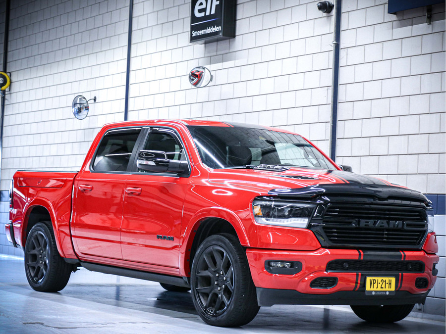 Dodge RAM 1500 Laramie Night Rambox + MWK | 5.7L HEMI V8 400PK