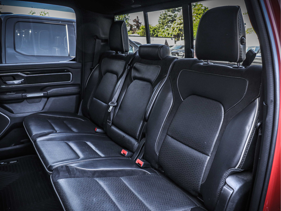 Dodge RAM 1500 Laramie Night Rambox + MWK | 5.7L HEMI V8 400PK