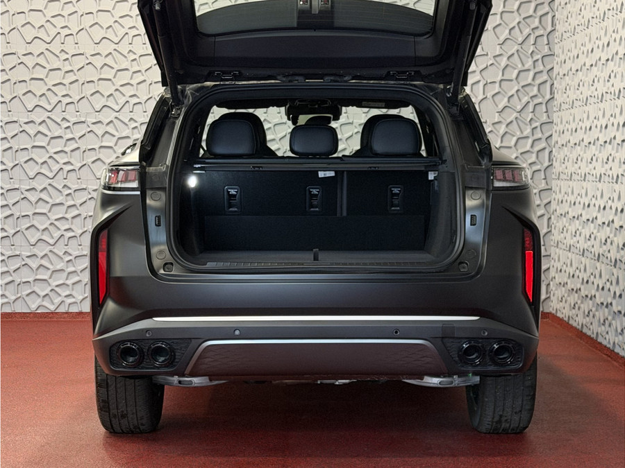 Omoda 9 OMODA 9 PREMIUM AWD | 145 KM ELEKTRISCH | 538 PK | MAT ZWART