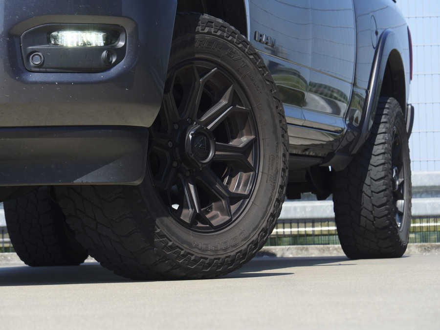 Dodge RAM 2500 Laramie | 6.4L HEMI | 4x4 | Crew cab