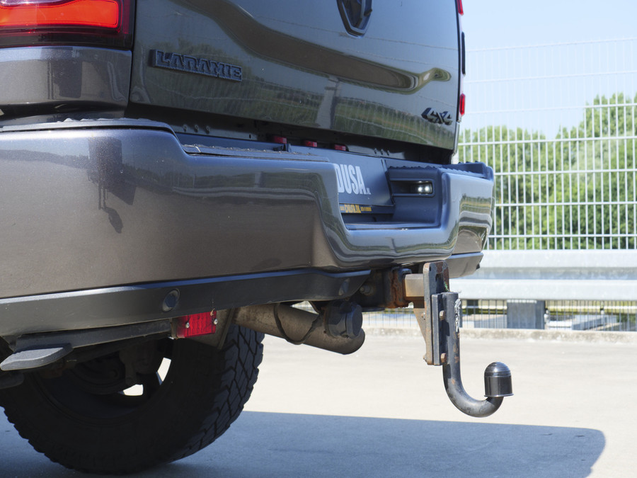 Dodge RAM 2500 Laramie | 6.4L HEMI | 4x4 | Crew cab