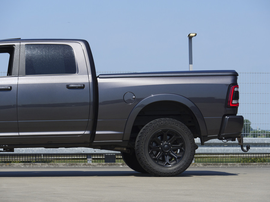 Dodge RAM 2500 Laramie | 6.4L HEMI | 4x4 | Crew cab