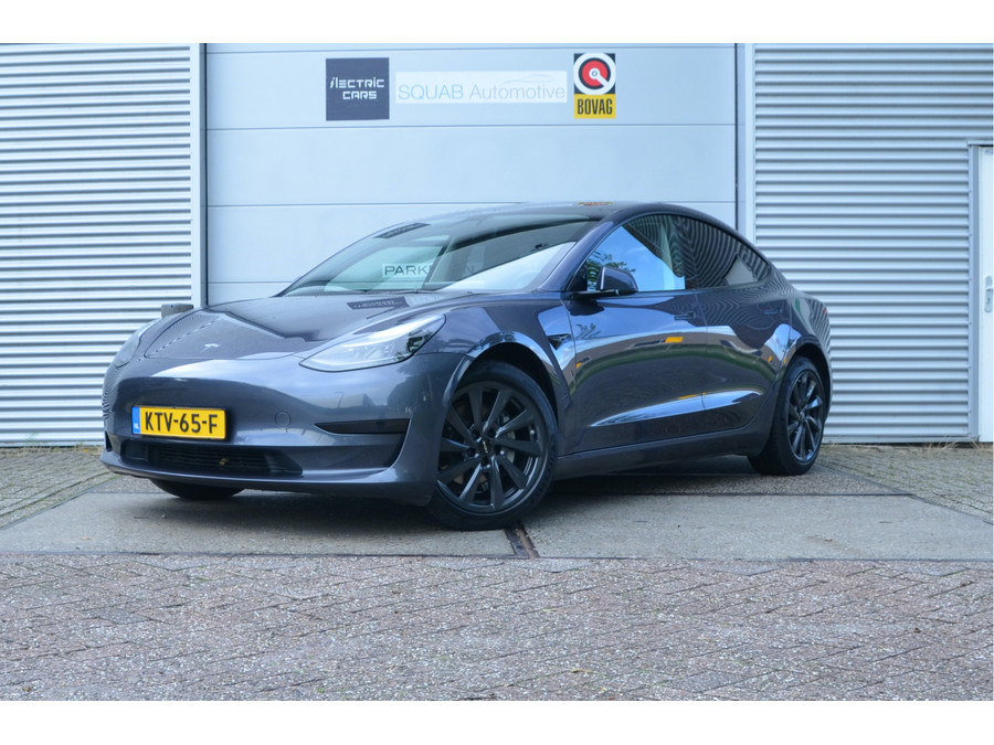 Tesla Model 3 Standard RWD Plus 60 kWh