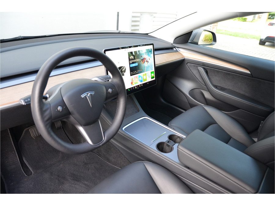 Tesla Model 3 Standard RWD Plus 60 kWh