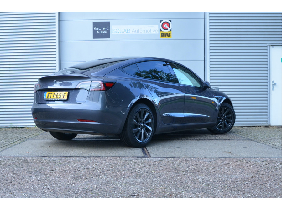 Tesla Model 3 Standard RWD Plus 60 kWh