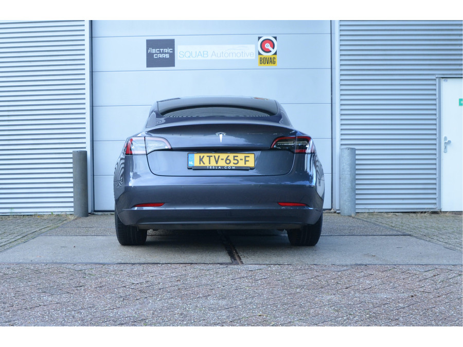 Tesla Model 3 Standard RWD Plus 60 kWh