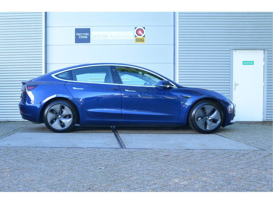Tesla Model 3 Standard RWD Plus 60 kWh