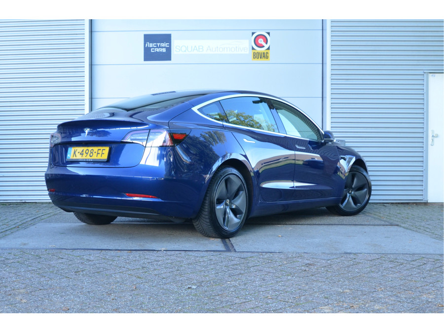 Tesla Model 3 Standard RWD Plus 60 kWh