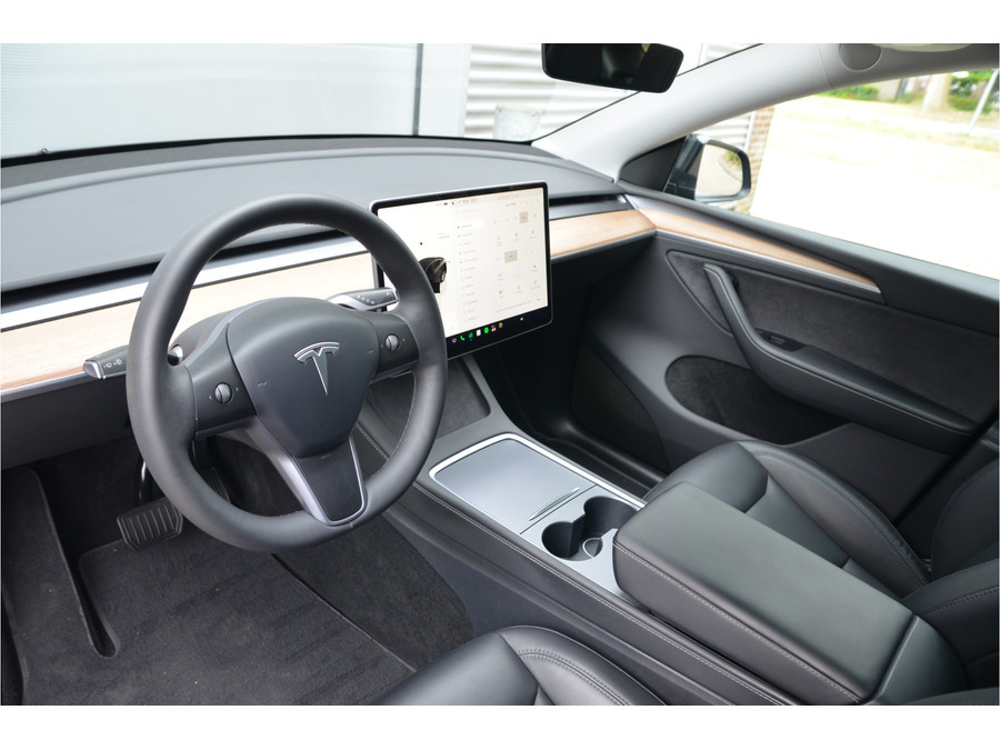 Tesla Model Y Long Range AWD 75 kWh