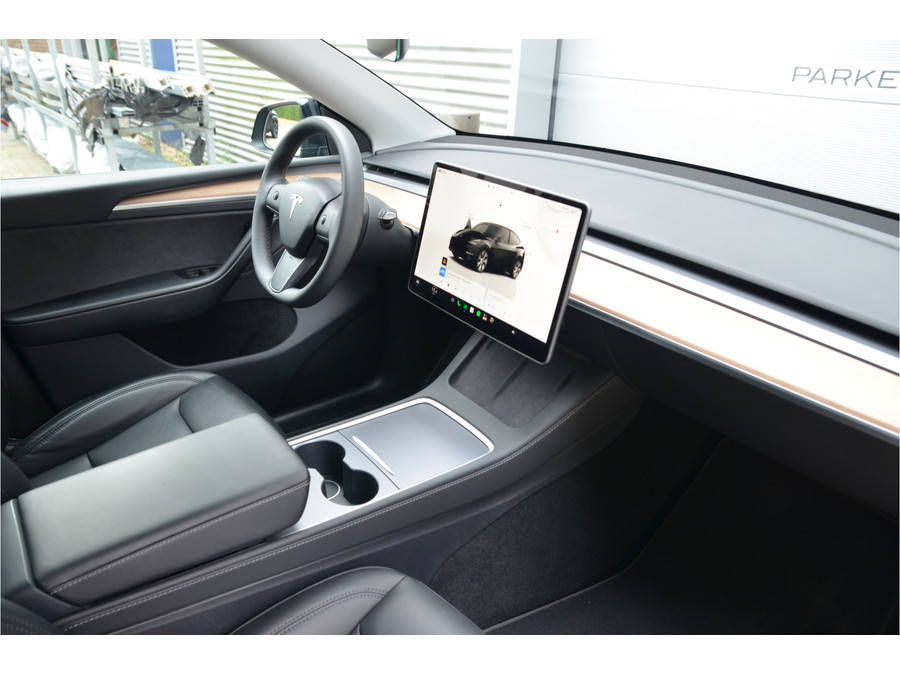 Tesla Model Y Long Range AWD 75 kWh