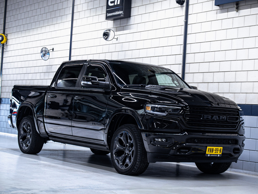 Dodge Ram 1500 Limited Night Edition