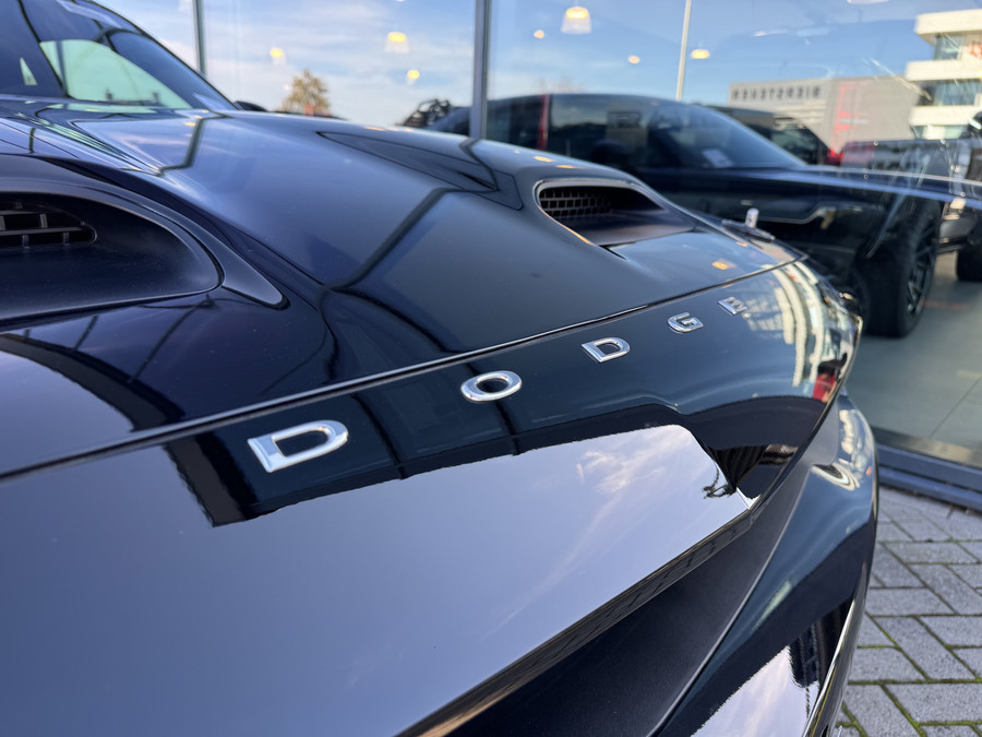 Dodge Challenger SRT Hellcat Redeye Black Ghost