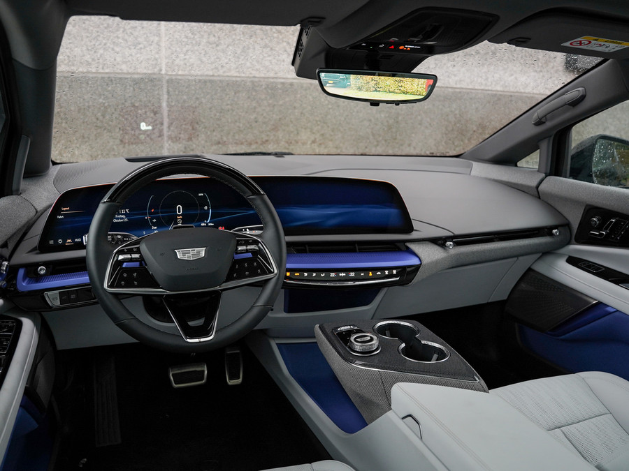 Cadillac OPTIQ Sport 500 E4