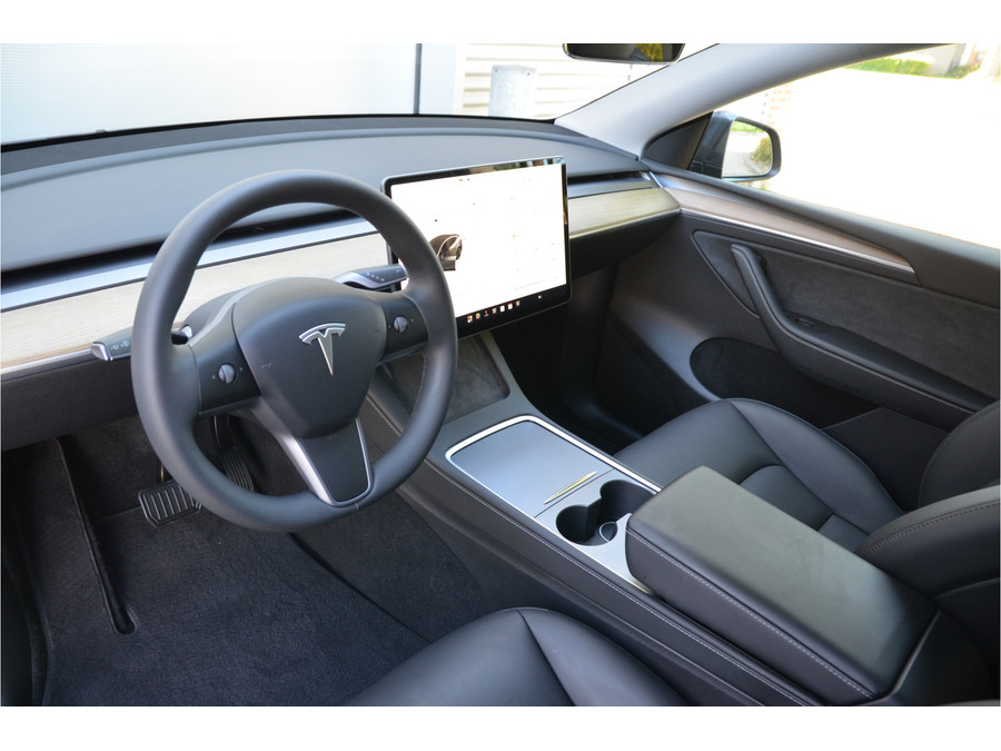 Tesla Model Y RWD 58 kWh