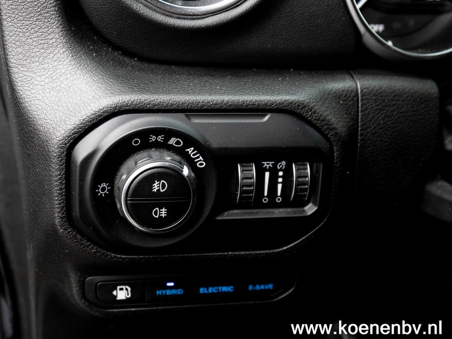 Jeep Wrangler 4XE 380pk 4X4 Autom. Rubicon LEER / CLIMA / TREKHAAK