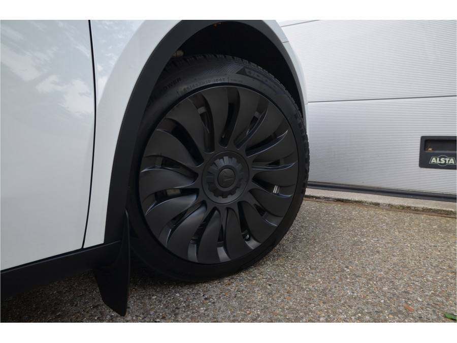 Tesla Model Y RWD 58 kWh
