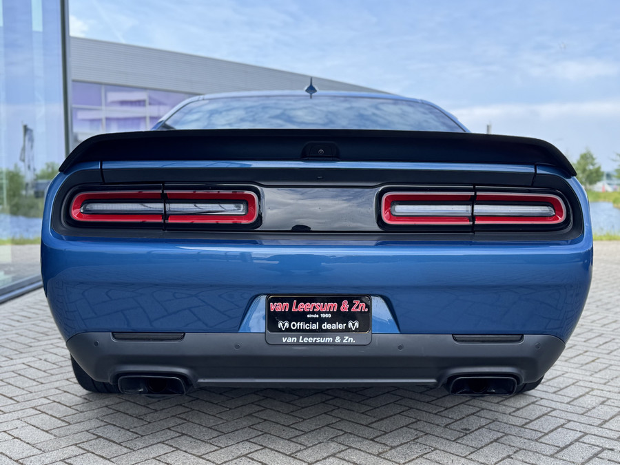 Dodge CHALLENGER SRT Hellcat Widebody 727PK