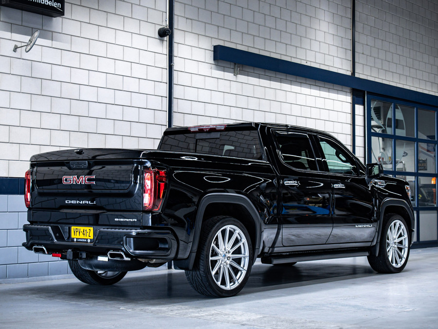 GMC Sierra Denali | 24