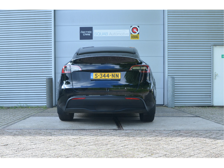 Tesla Model Y RWD 58 kWh