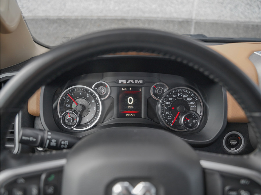 Dodge RAM 1500 Big Horn Night Edition 3.6L V6 4X4