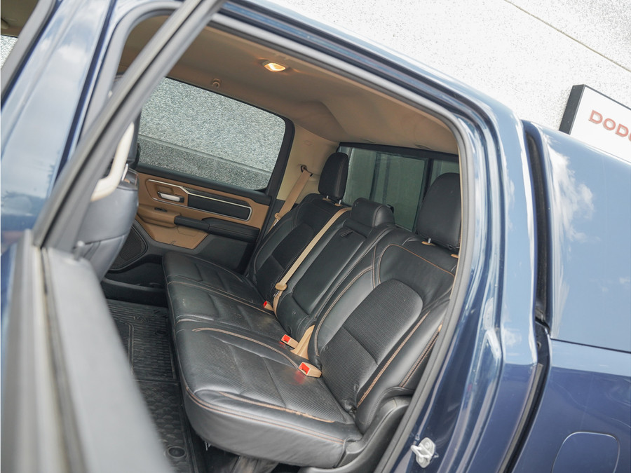 Dodge RAM 1500 Big Horn Night Edition 3.6L V6 4X4