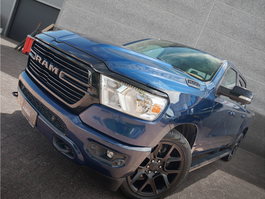 Dodge RAM 1500 Big Horn Night Edition 3.6L V6 4X4