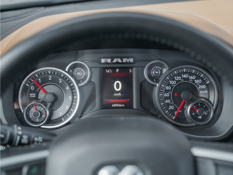 Dodge RAM 1500 Big Horn Night Edition 3.6L V6 4X4