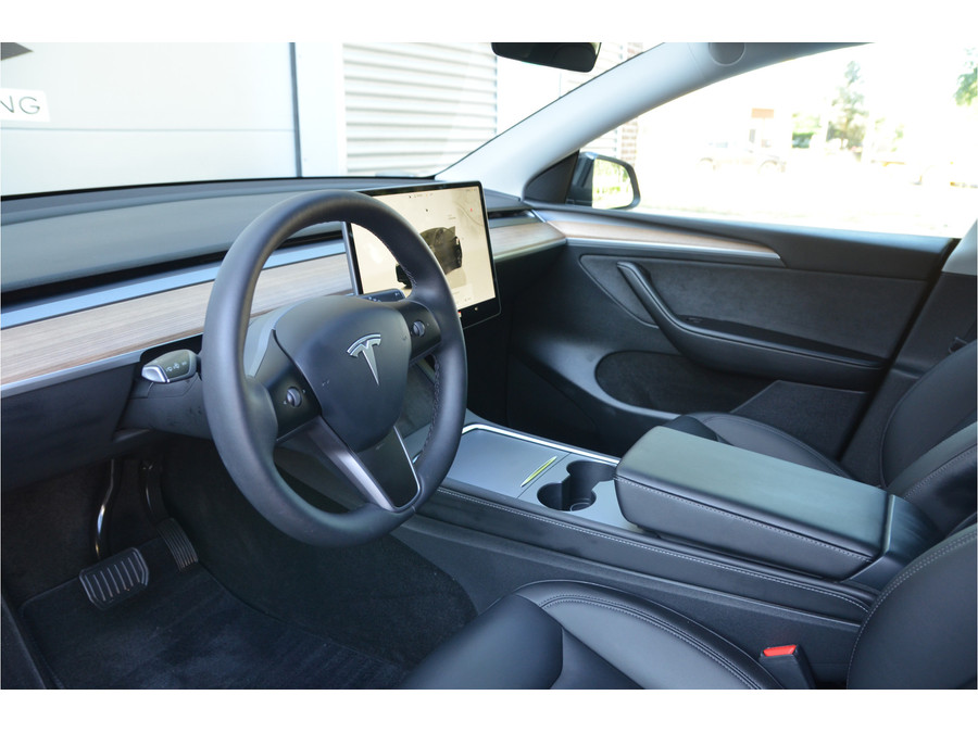 Tesla Model Y RWD 58 kWh