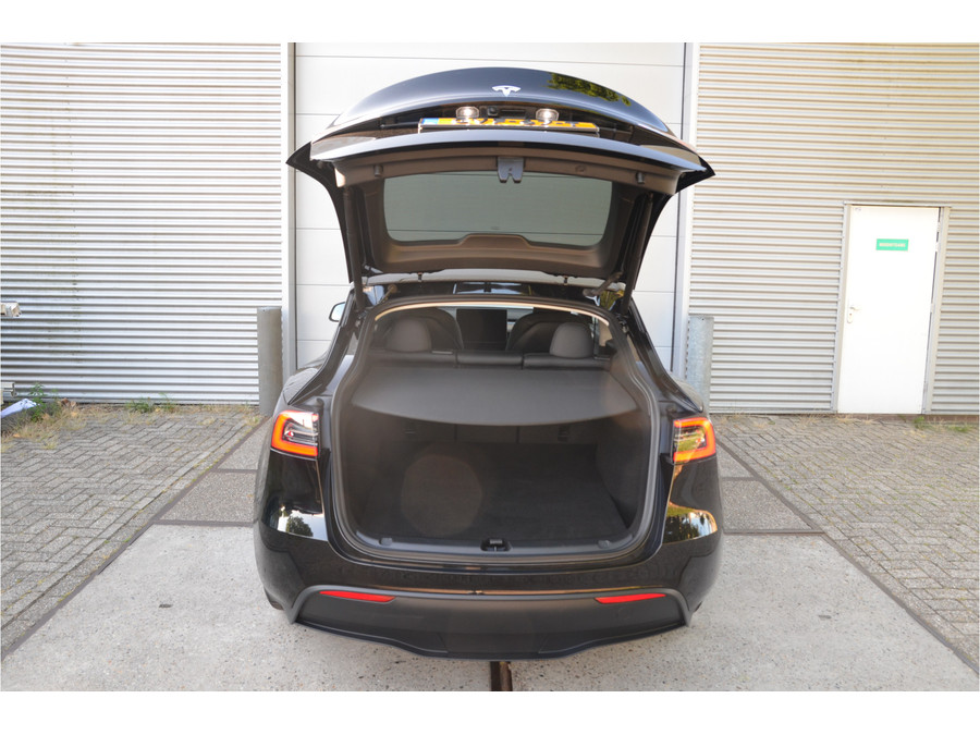 Tesla Model Y RWD 58 kWh
