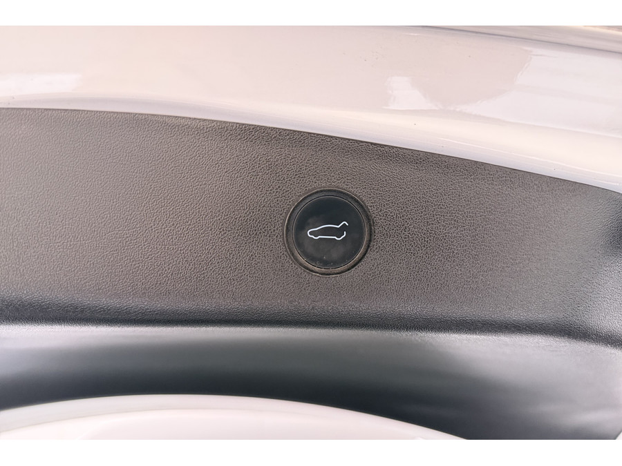 Tesla Model 3 Standard RWD Plus 60 kWh