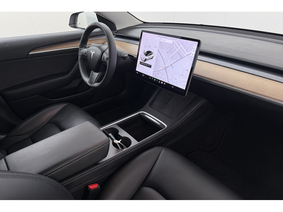 Tesla Model 3 Standard RWD Plus 60 kWh