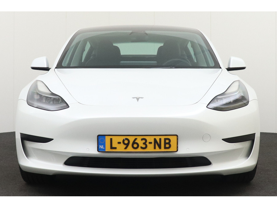 Tesla Model 3 Standard RWD Plus 60 kWh