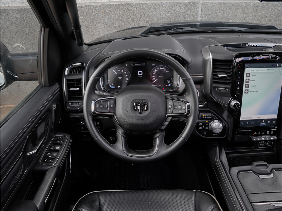 Dodge RAM 1500 5.7L V8 4x4 Crew Cab Limited Night