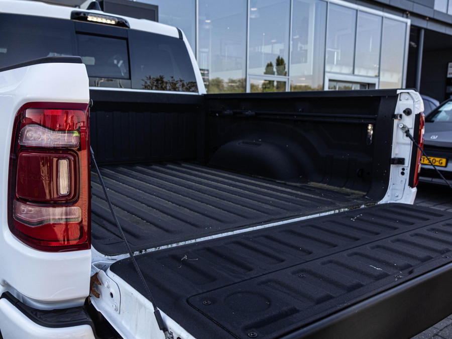 Dodge RAM 1500 5.7 V8 4x4 Crew Cab Limited