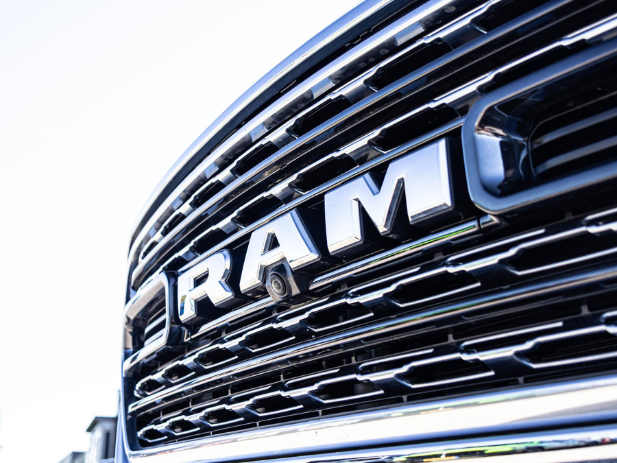 Dodge RAM 1500 5.7 V8 4x4 Crew Cab Limited