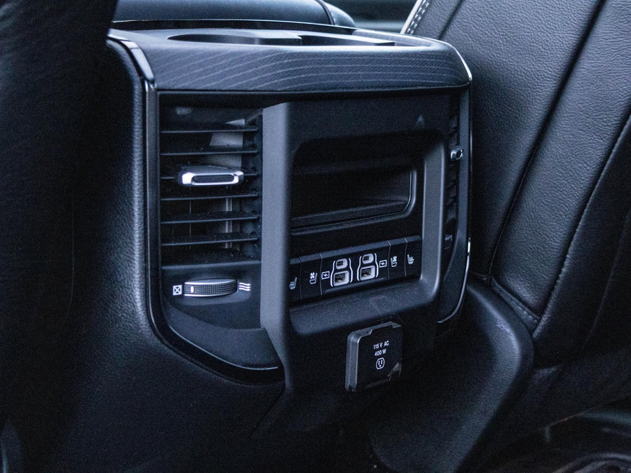 Dodge RAM 1500 5.7 V8 4x4 Crew Cab Limited