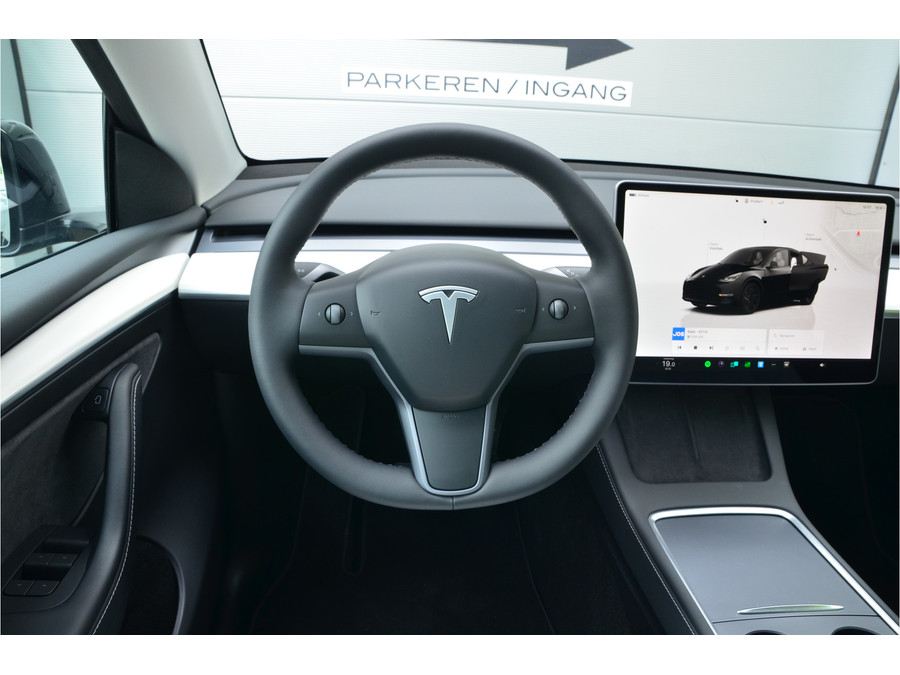 Tesla Model Y RWD 58 kWh