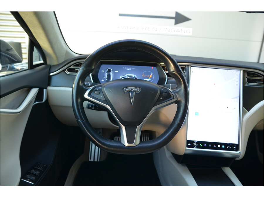 Tesla Model S 75D (4x4)