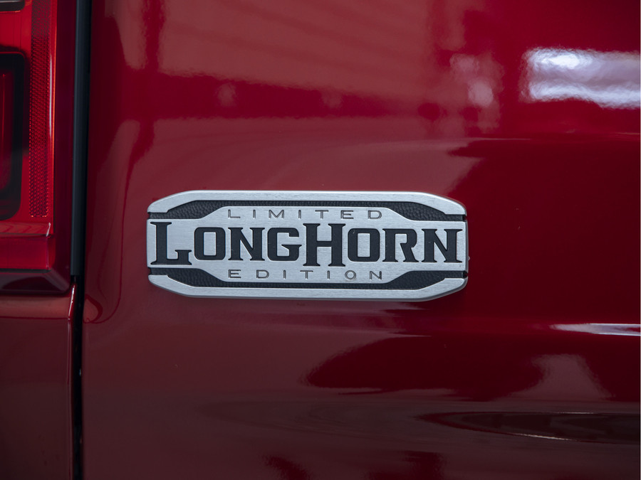 Dodge RAM 1500 Longhorn | 2026 | Molten Red Pearl