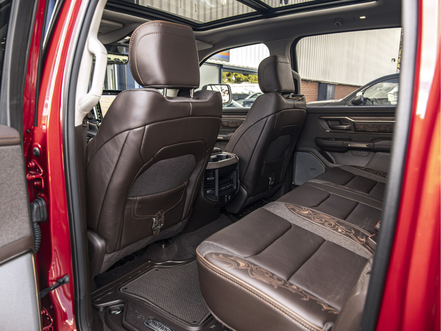 Dodge RAM 1500 Longhorn | 2026 | Molten Red Pearl