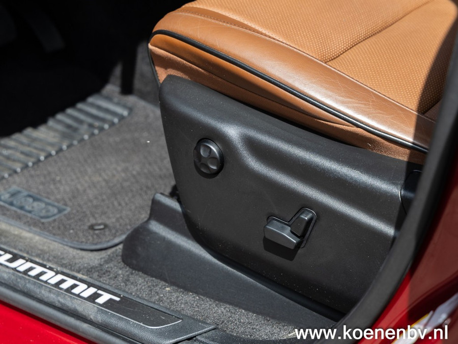 Jeep Grand Cherokee Summit 3.0 V6 CRD 6 Cil Diesel 250Pk Grijs kenteken