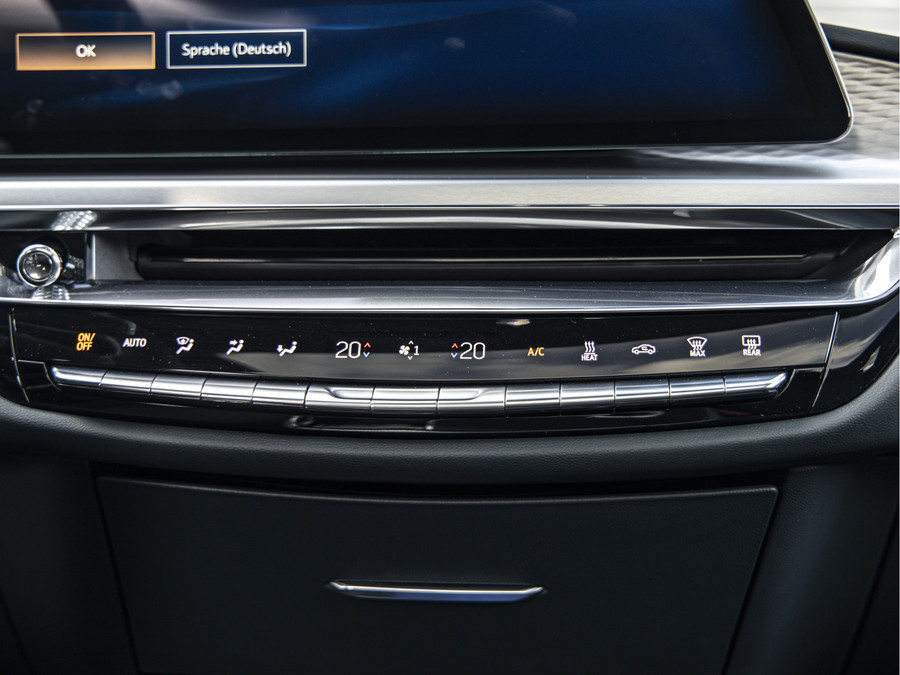 Cadillac LYRIQ Sport