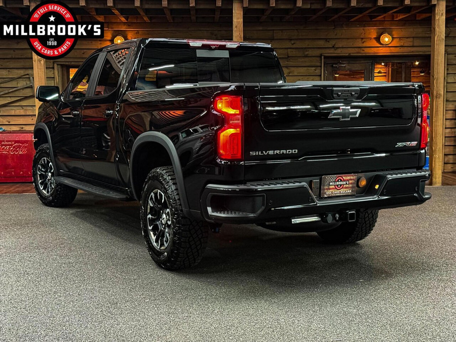 Chevrolet Silverado ZR2