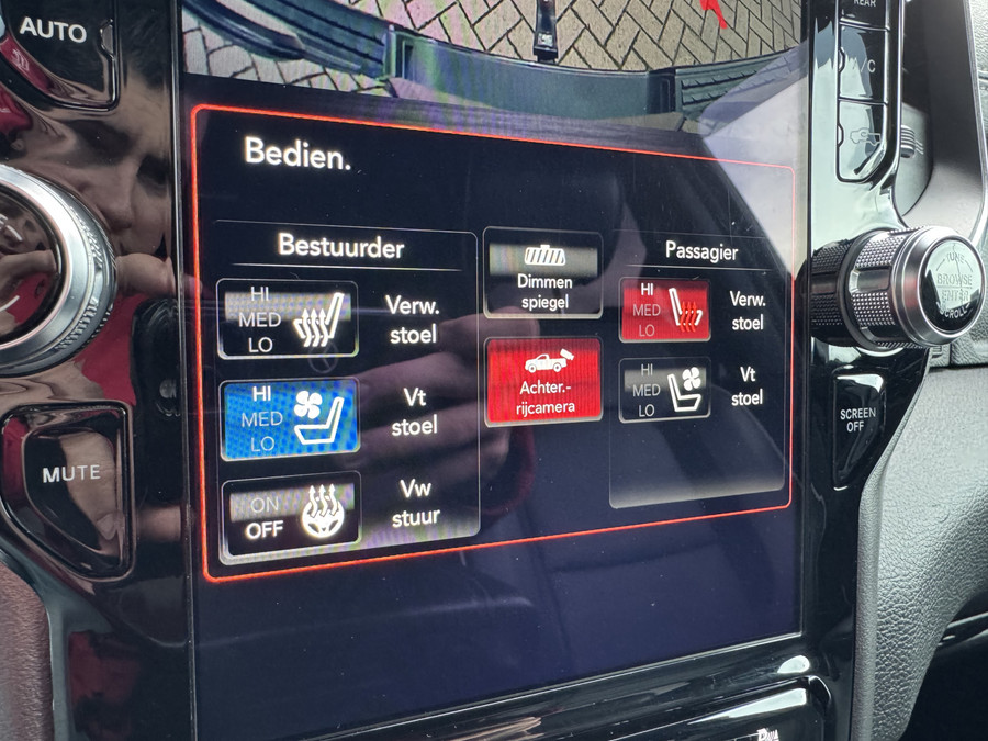 Dodge Ram 1500 5.7 V8 4x4 Crew Cab Laramie Sport